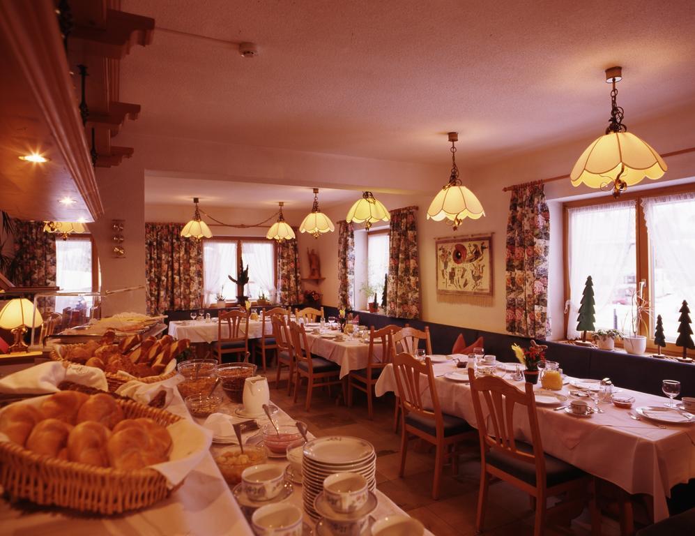 Haus Wallis Hotel Lech am Arlberg Exterior foto